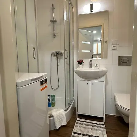 Centrum Bagno3 Parking Апартаменты *